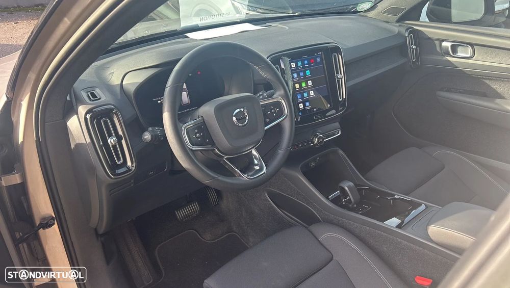 Volvo XC 40 Recharge Plus - 9