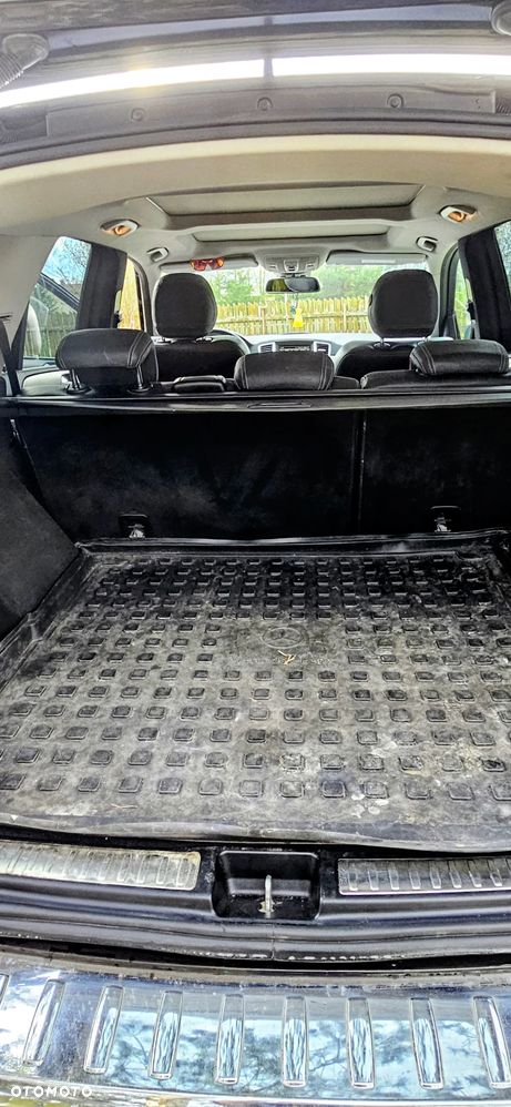 Mercedes-Benz ML 350 BlueTEC 4-Matic - 8