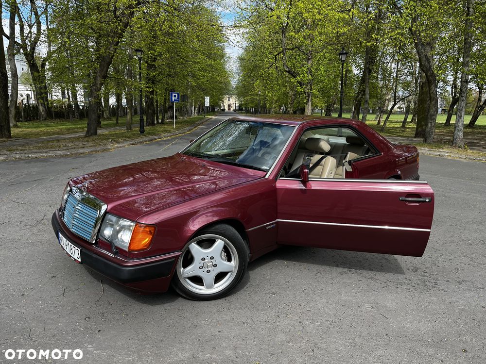 Mercedes-Benz W124 (1984-1993) - 11