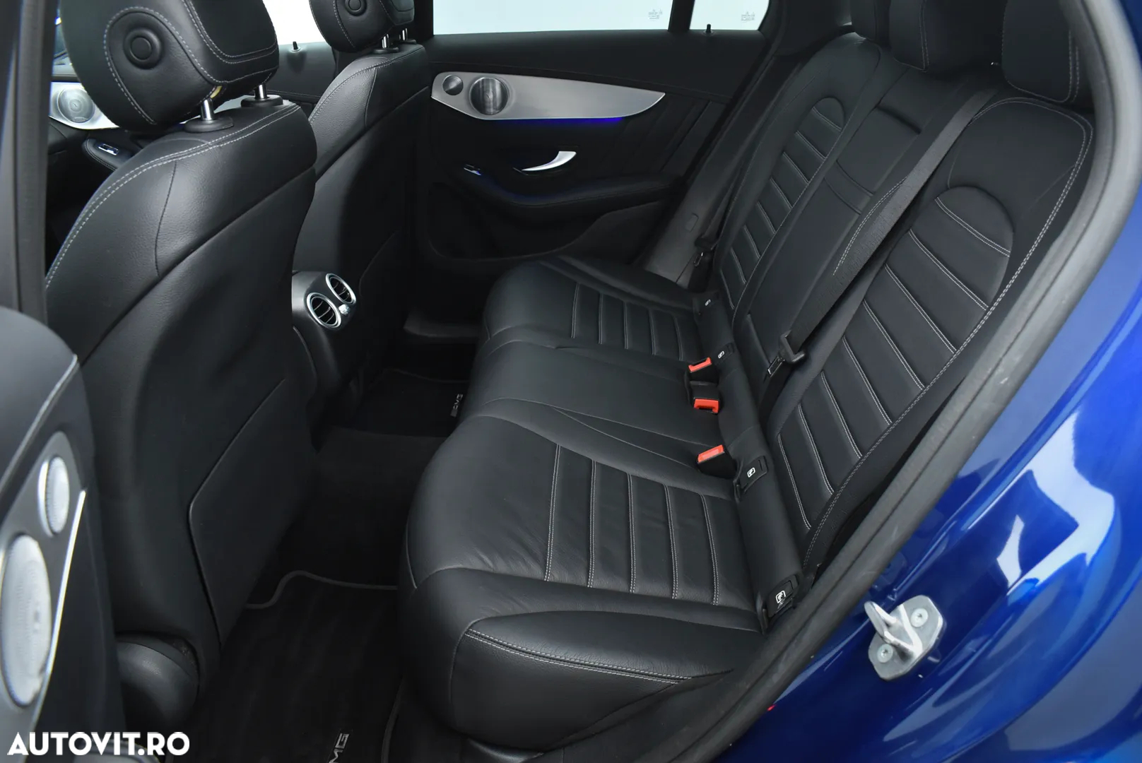 Mercedes-Benz GLC 300 4MATIC MHEV - 9