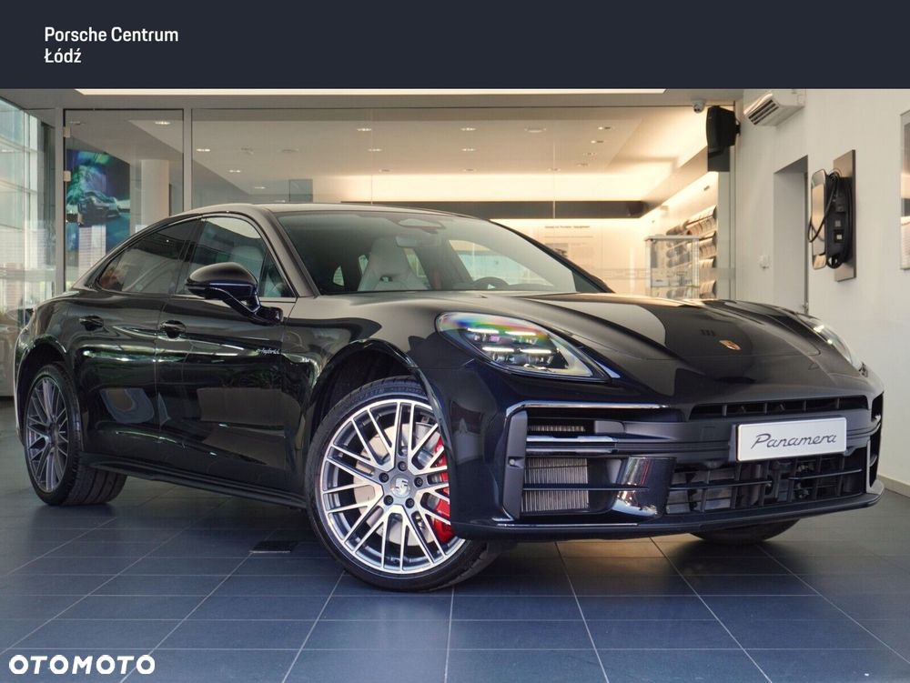 Porsche Panamera 4S E-Hybrid PHEV - 2