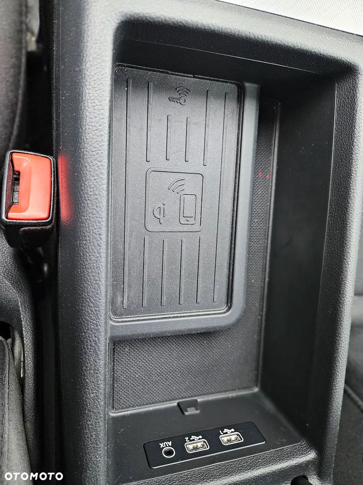 Audi A4 Avant 2.0 TDI ultra S tronic - 16