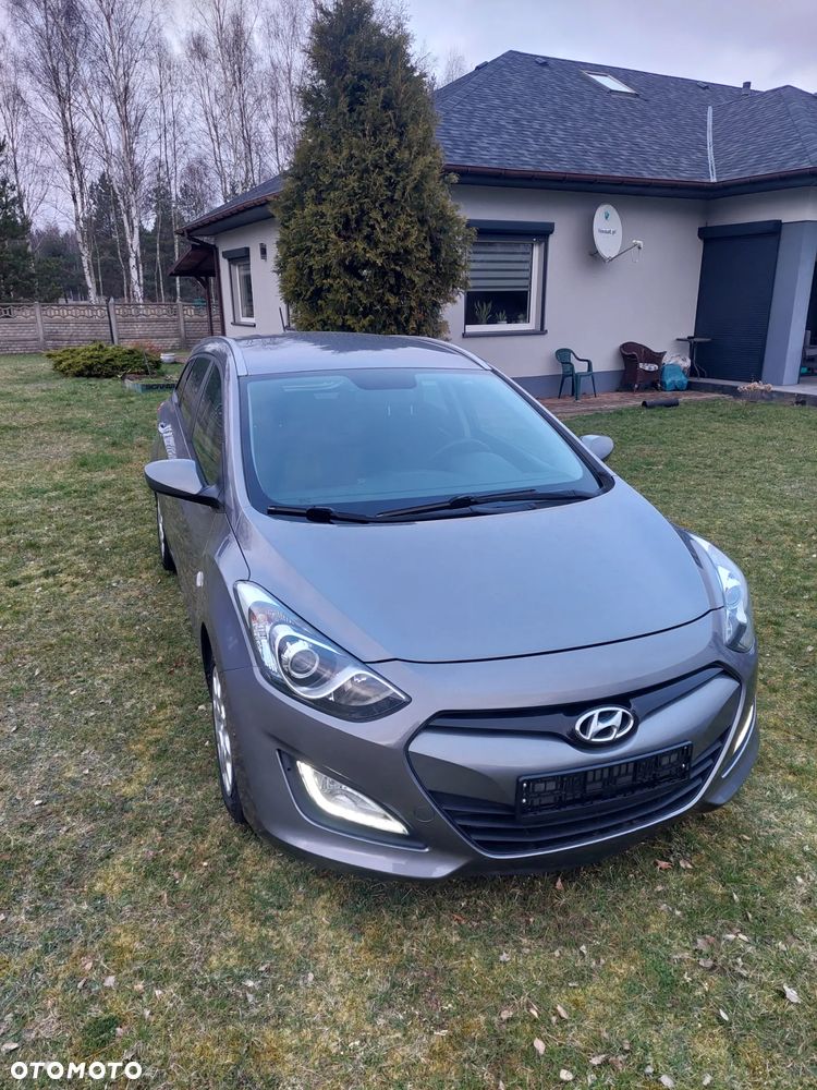 Hyundai i30 1.6 CRDI Trend - 1