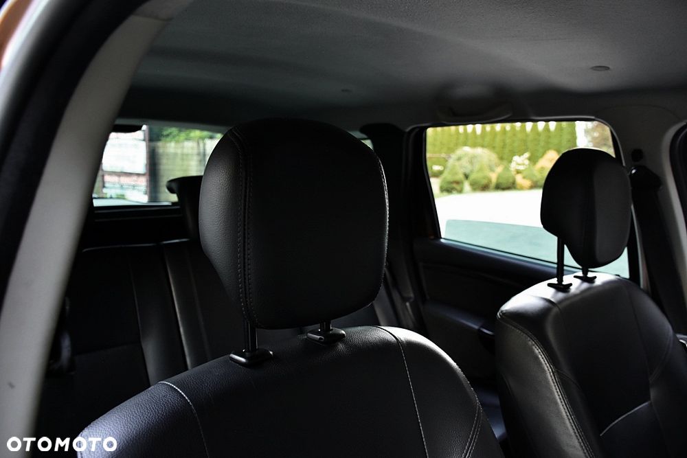 Dacia Duster 1.6 16V 4x2 Prestige - 26