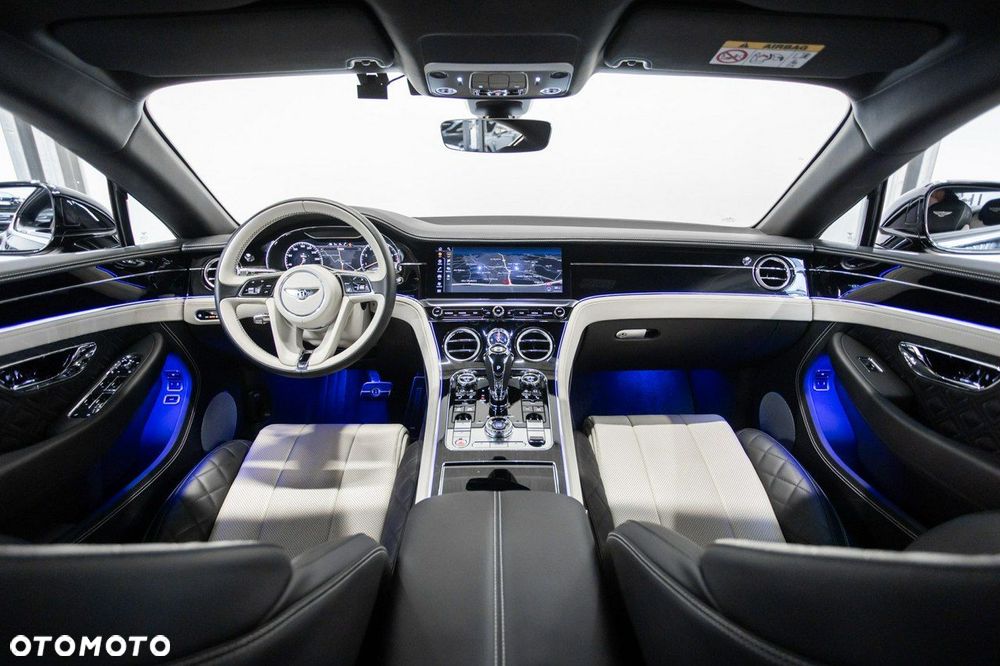 Bentley Continental GT Standard - 22