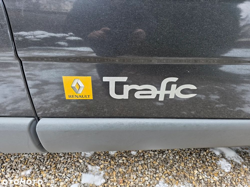 Renault Trafic - 8