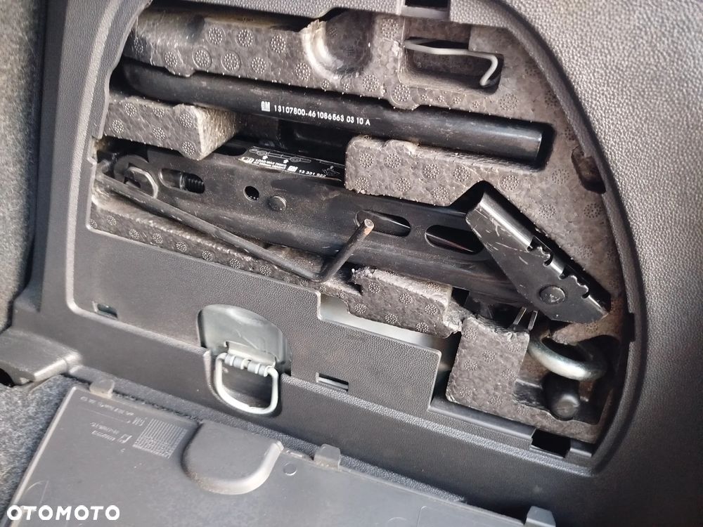 Opel Corsa 1.4 16V Edition 111 Jahre - 24