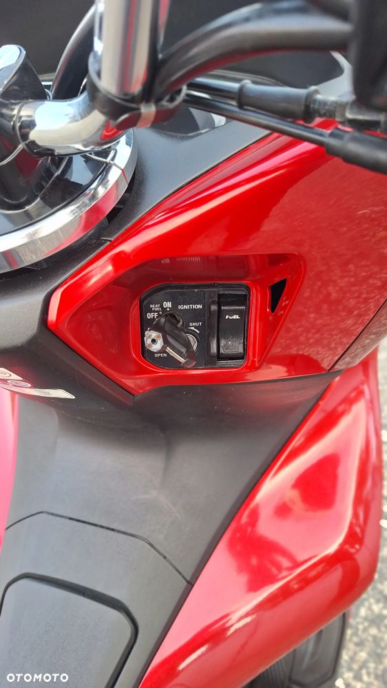 Honda PCX - 23
