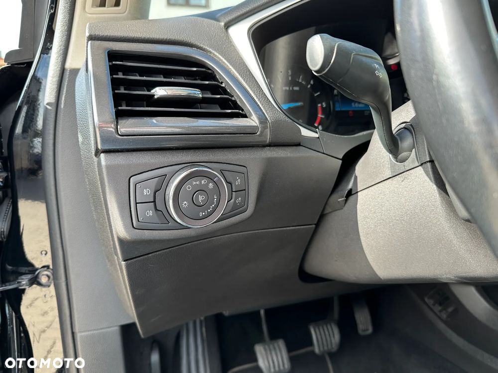 Ford Mondeo - 18