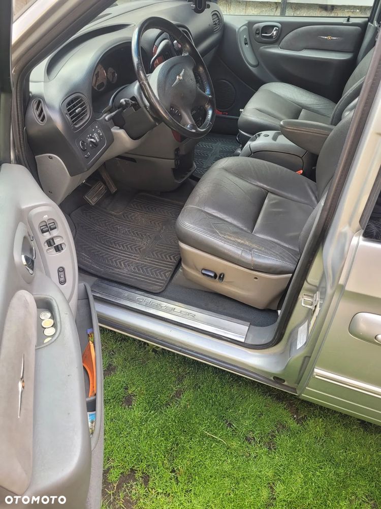 Chrysler Grand Voyager 2.8 CRD Limited - 18