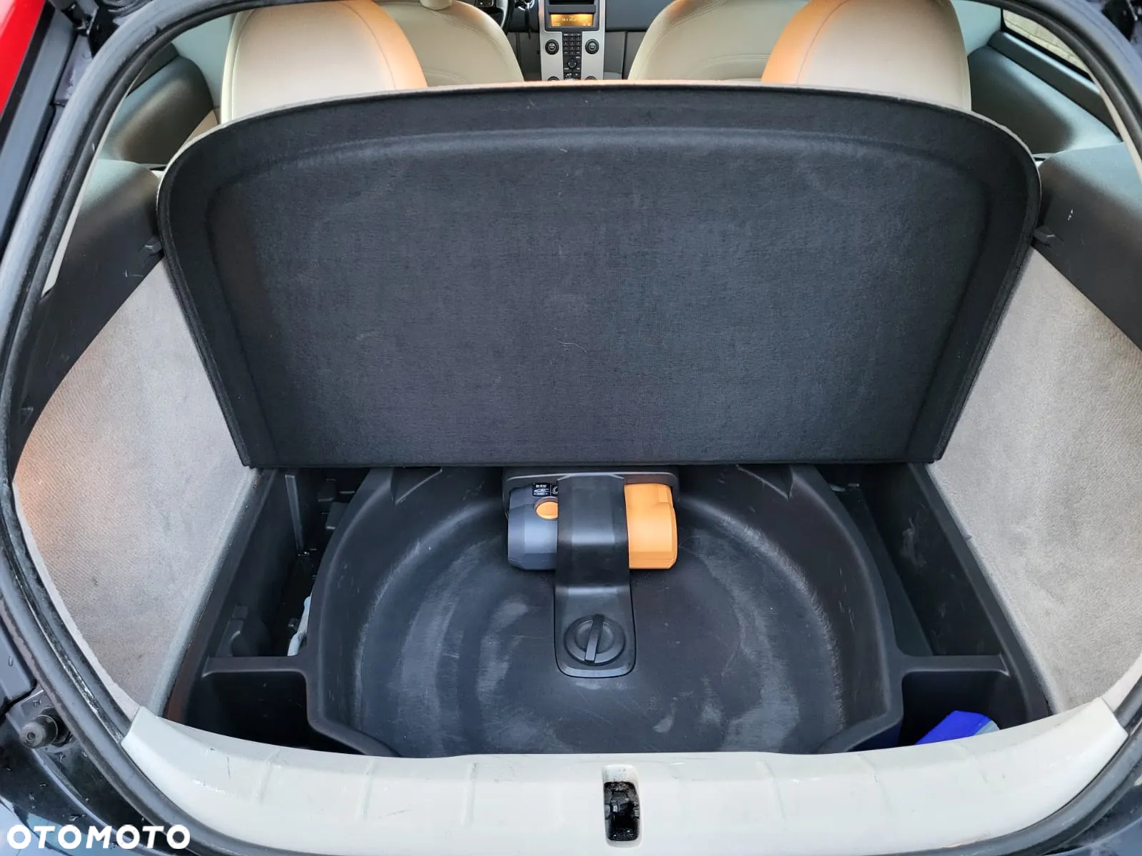 Volvo C30 1.6D - 14