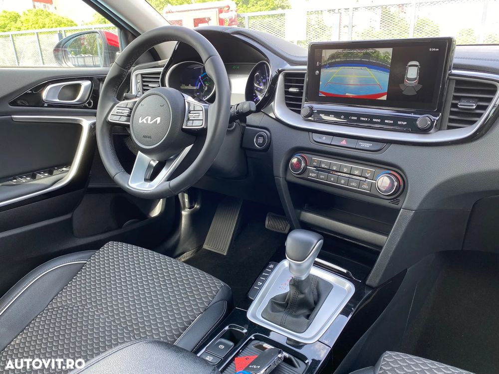 Kia XCeed 1.6 GDI 6DCT PHEV Vision - 11
