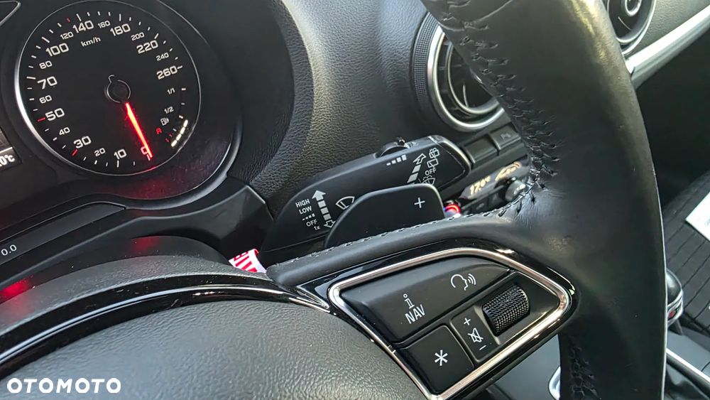 Audi A3 Sportback 2.0 TDI S tronic S line Sportpaket - 25