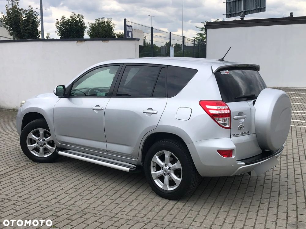 Toyota RAV4 - 21