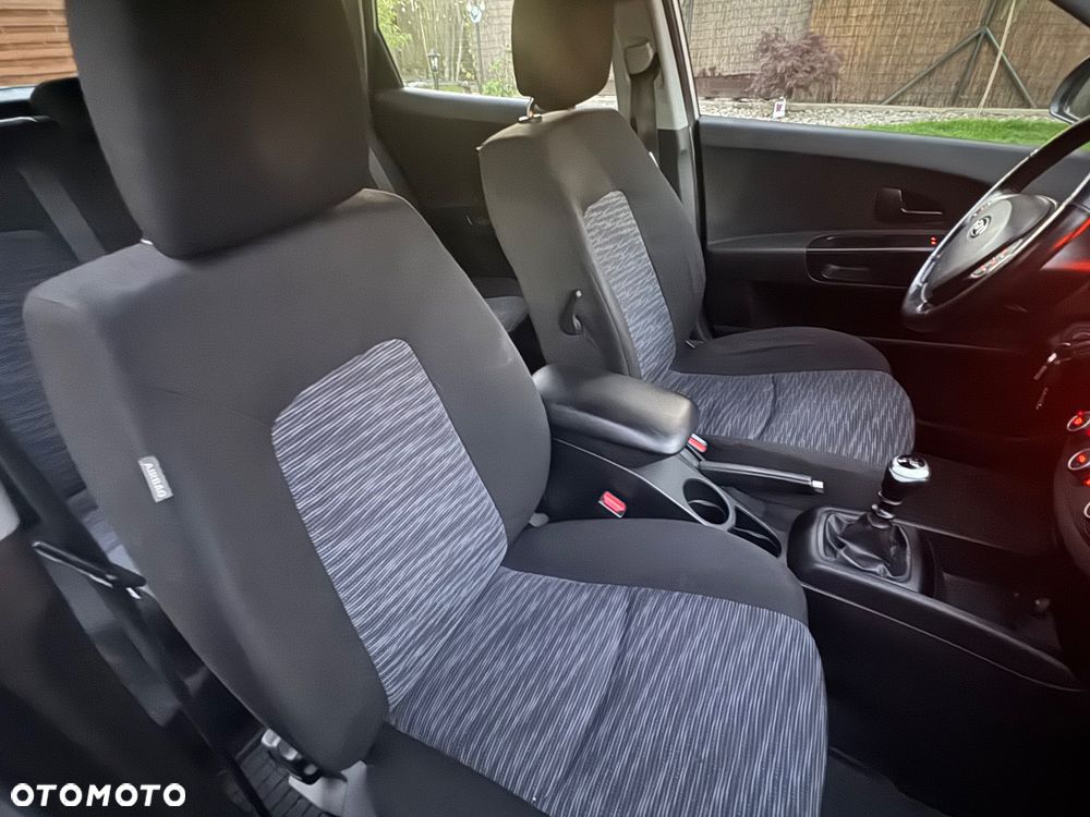 Kia Ceed - 19