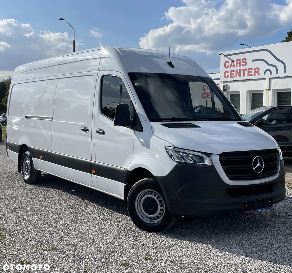 Mercedes-Benz Sprinter - 12