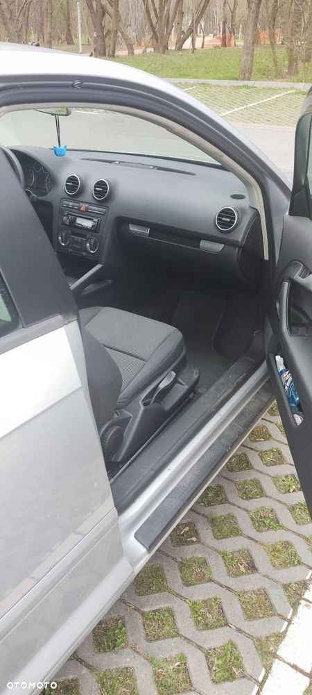Audi A3 3-drzwiowe 1.6 Ambiente - 8