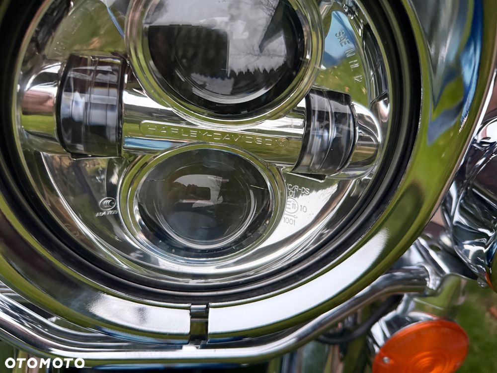 Harley-Davidson Touring Street Glide - 14