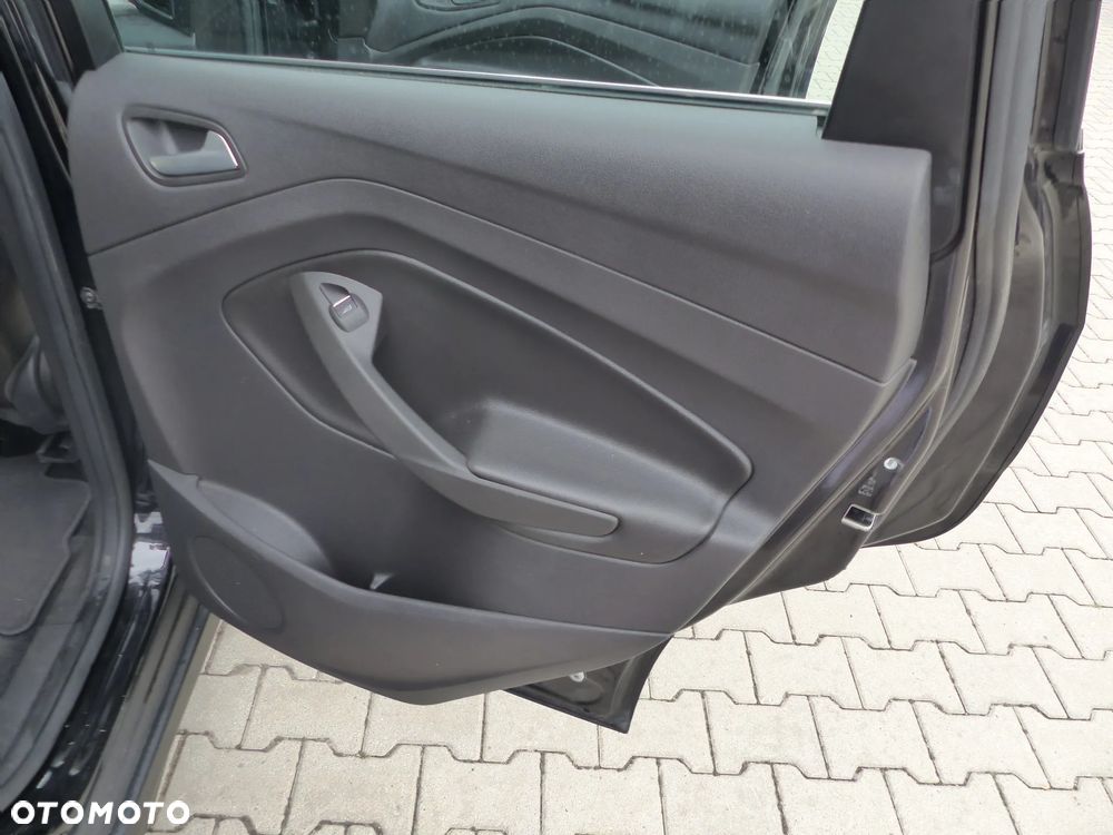 Ford C-MAX - 24