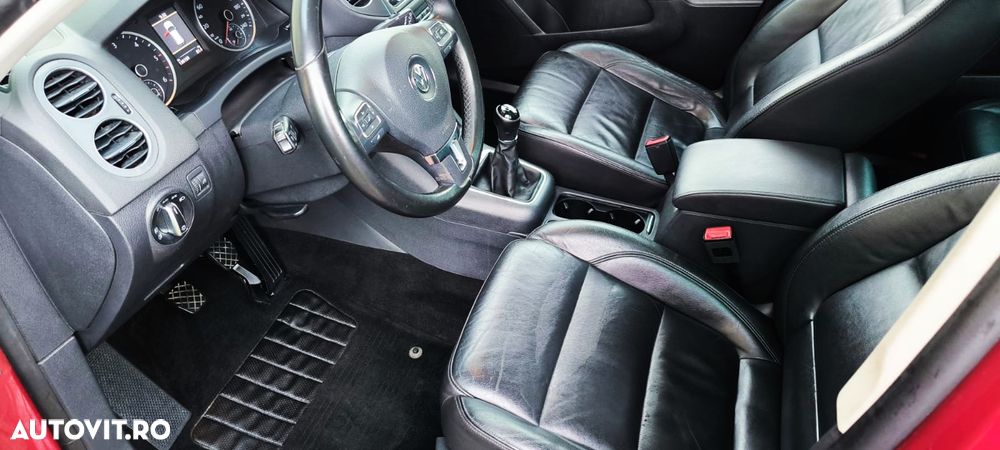 Volkswagen Tiguan 2.0 TDI 4Motion Sport & Style - 23