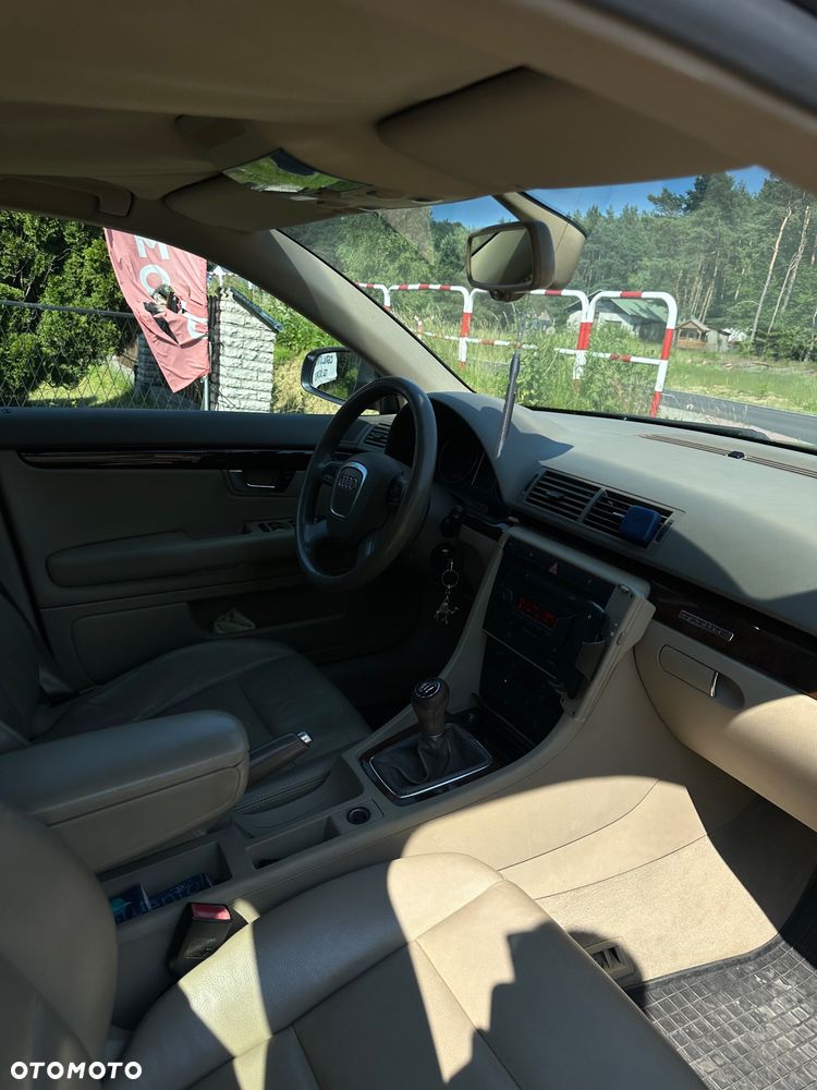 Audi A4 Limousine 3.0 TDI DPF quattro - 10