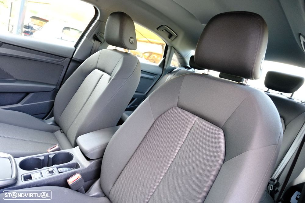 Audi A3 Limousine 30 TFSI Advanced - 9