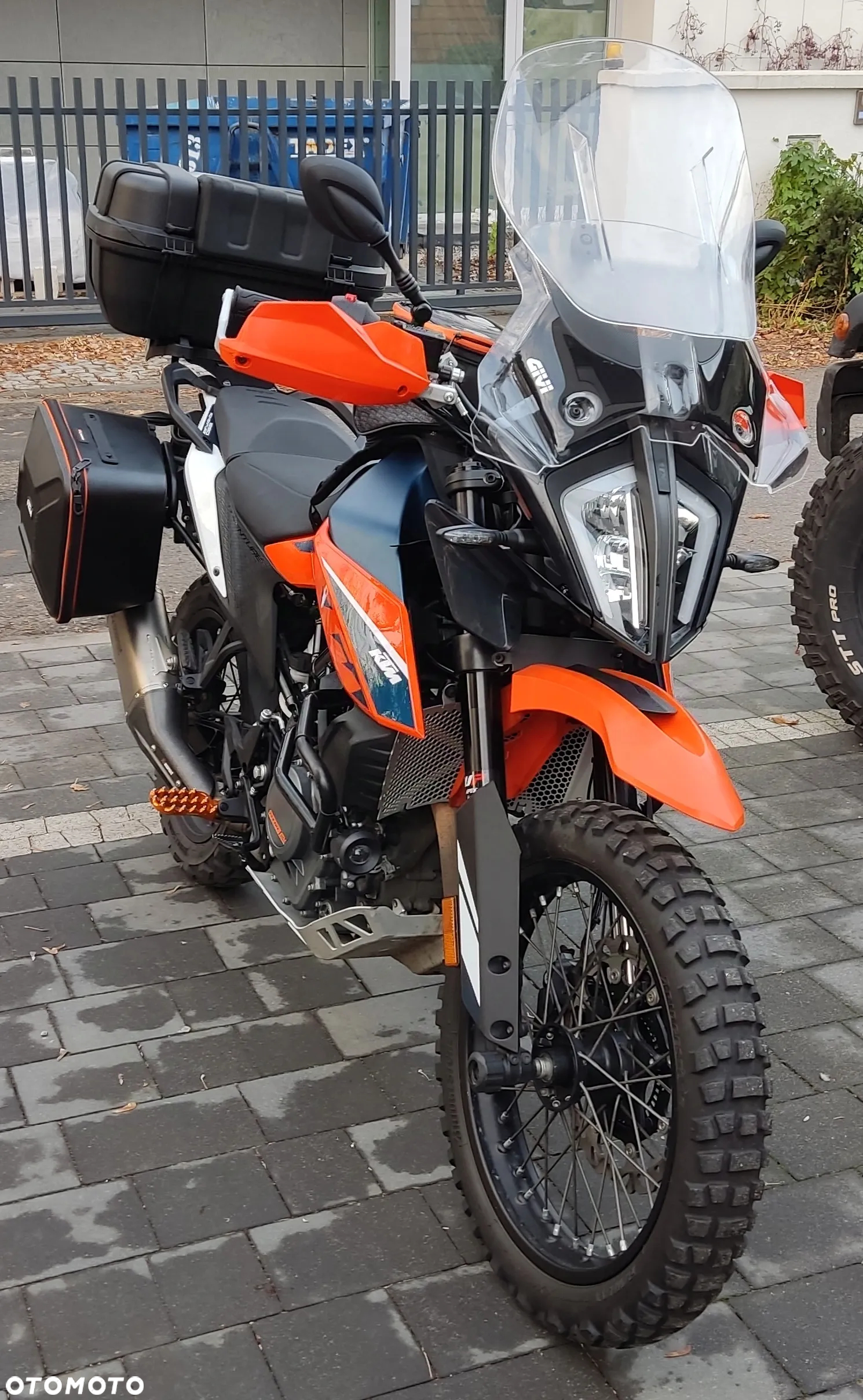 KTM Adventure - 2