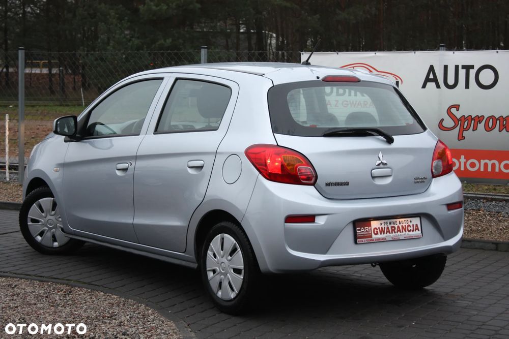 Mitsubishi Space Star - 12