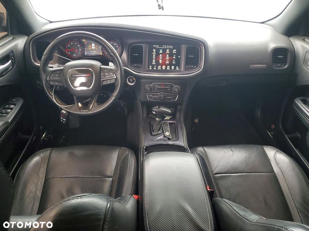 Dodge Charger - 8