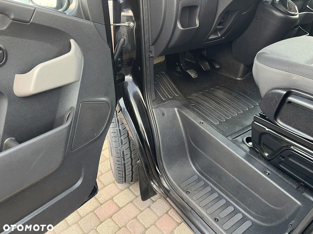Renault Master Brygadówka Doka L2H2 - 21