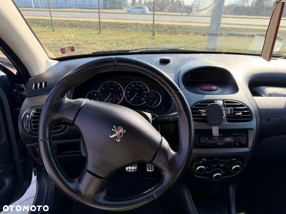 Peugeot 206 1.4 X-Line - 8