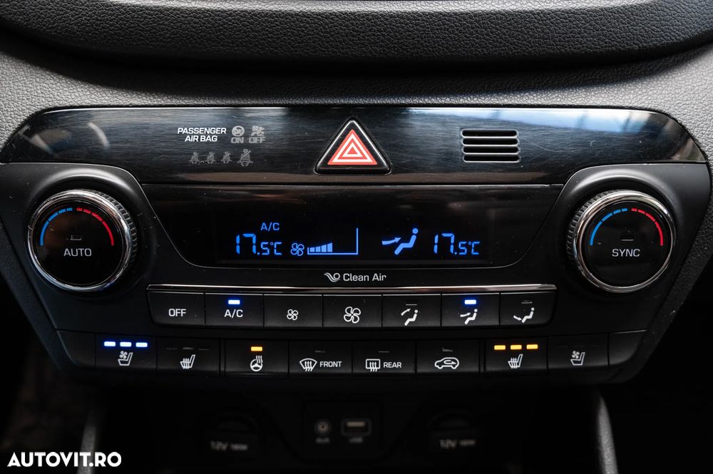 Hyundai Tucson blue 2.0 CRDi 4WD Aut. Premium - 16