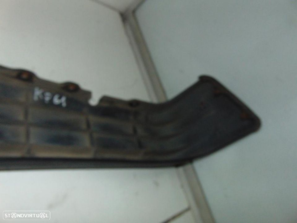 Toyota Starlet KP61 pára-choques - 4