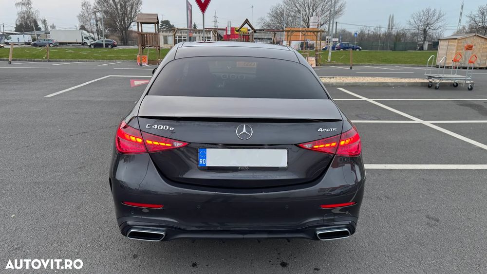 Mercedes-Benz C 400 e 4Matic 9G-TRONIC AMG Line - 5