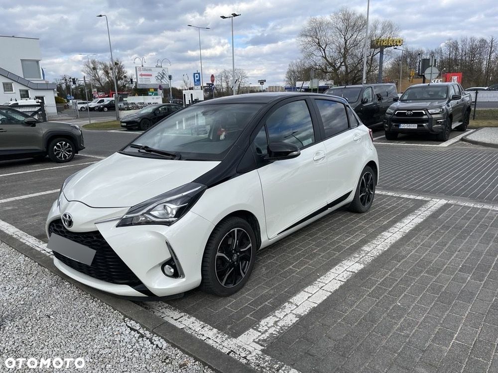 Toyota Yaris 1.5 Selection - 11