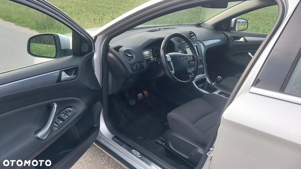 Ford Mondeo 2.0 TDCi Titanium S - 10