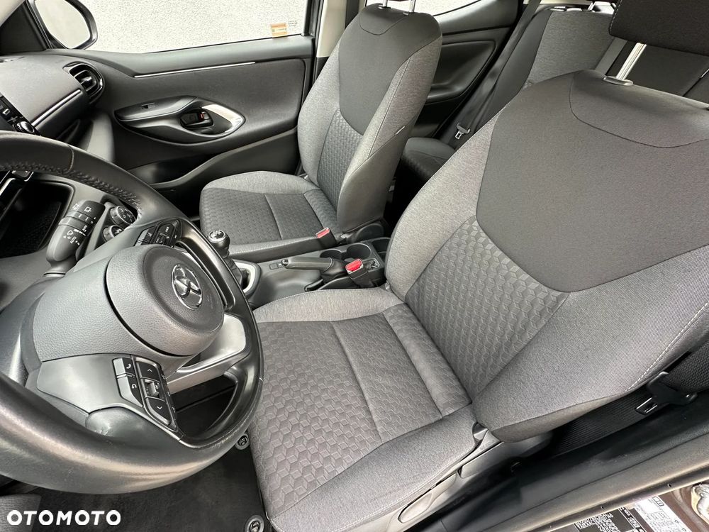 Toyota Yaris 1.5 Comfort - 16