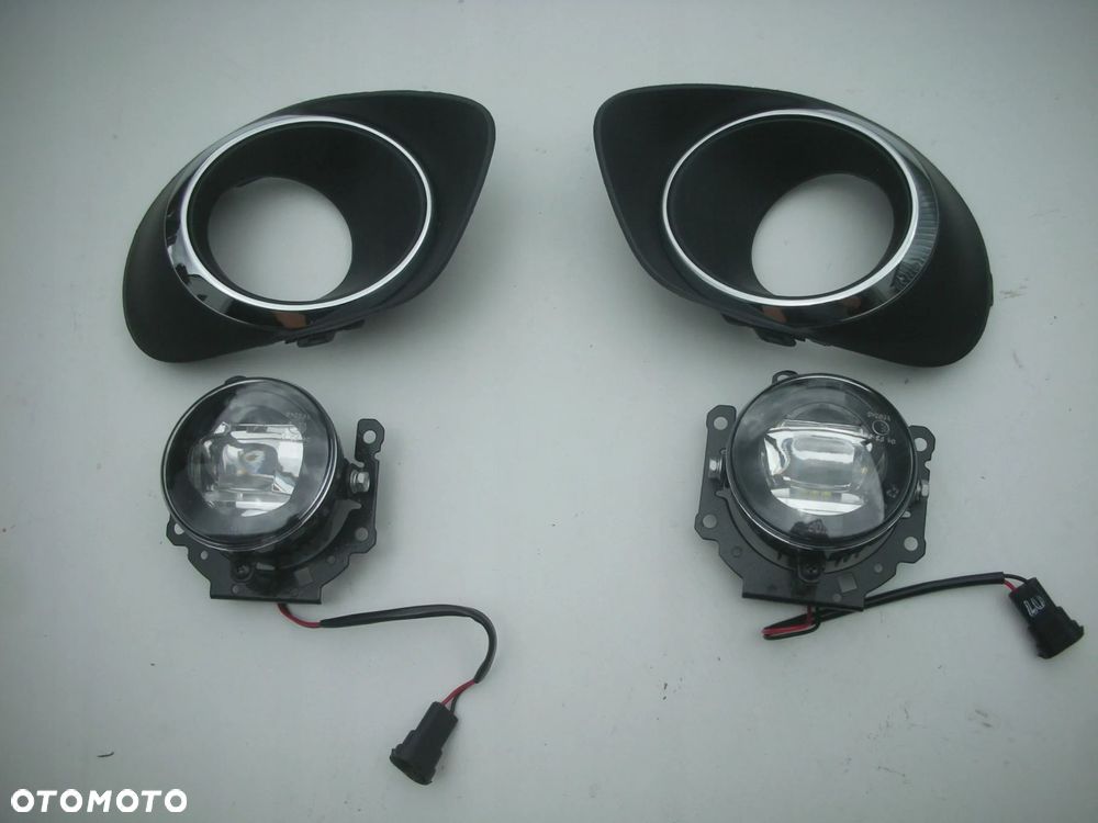 MITSUBISHI OUTLANDER 2014-2015 HALOGEN LED DRL + CHROM RAMKA LEWY - 3