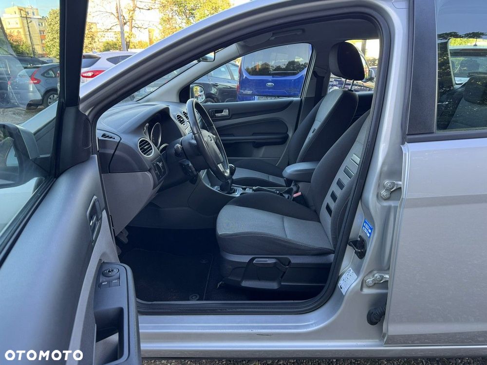 Ford Focus - 20