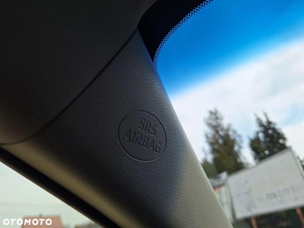 Toyota Camry 2.5 Hybrid Comfort CVT - 38