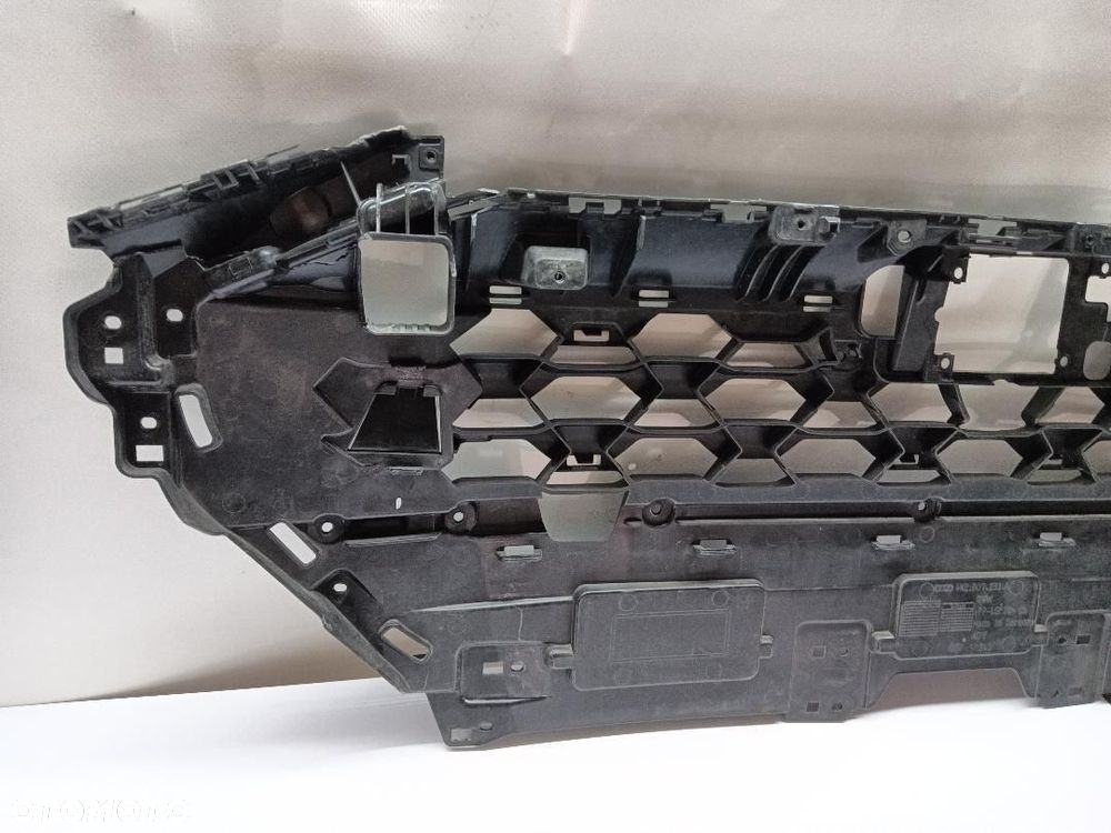 WZMOCNIENIE GRILLA ATRAPA AUDI E-TRON 4KE807233 - 8