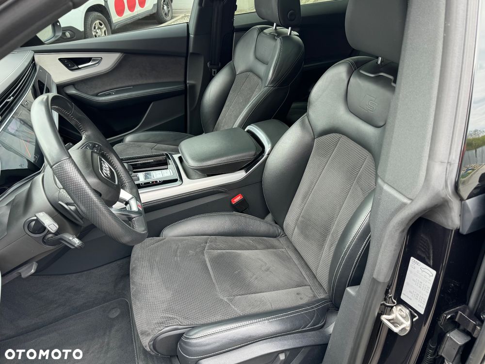 Audi SQ8 - 7