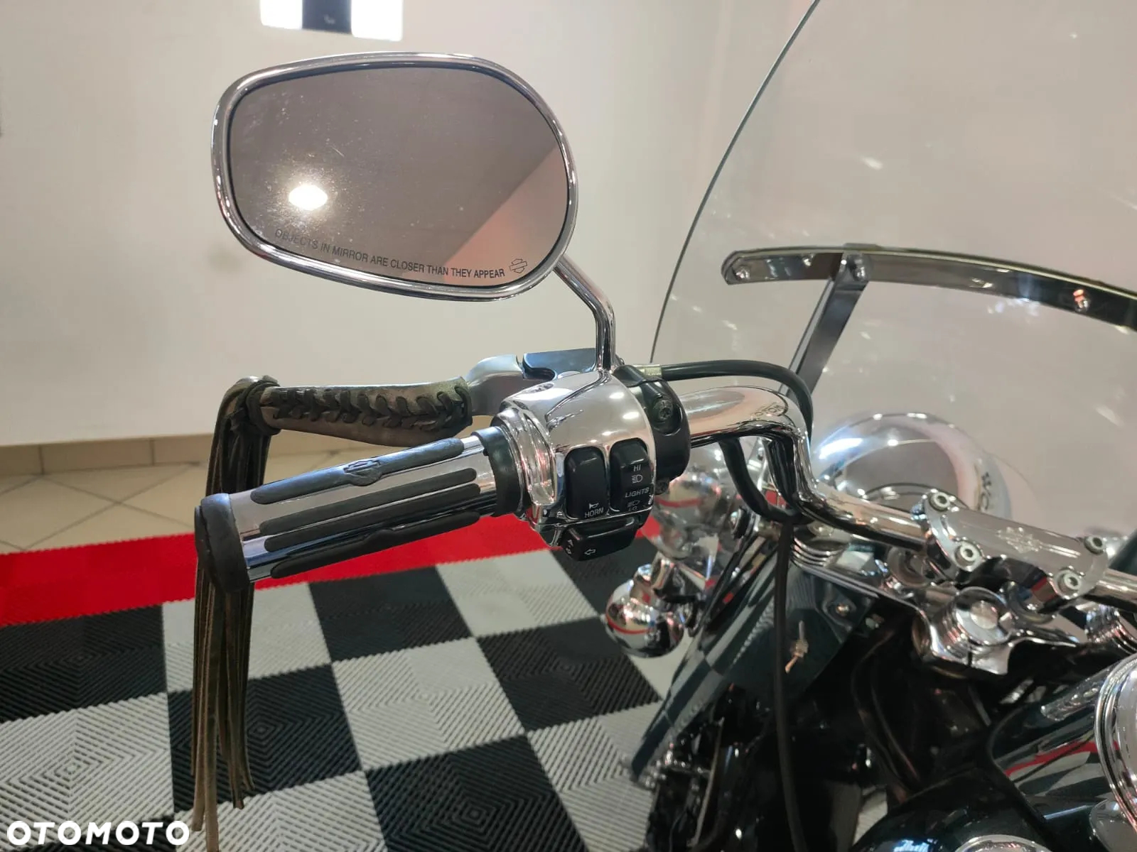 Harley-Davidson Softail Heritage Classic - 29