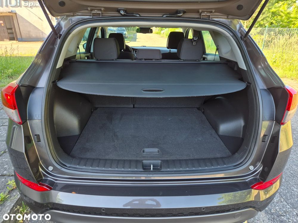 Hyundai Tucson 2.0 CRDi 4WD Advantage - 23