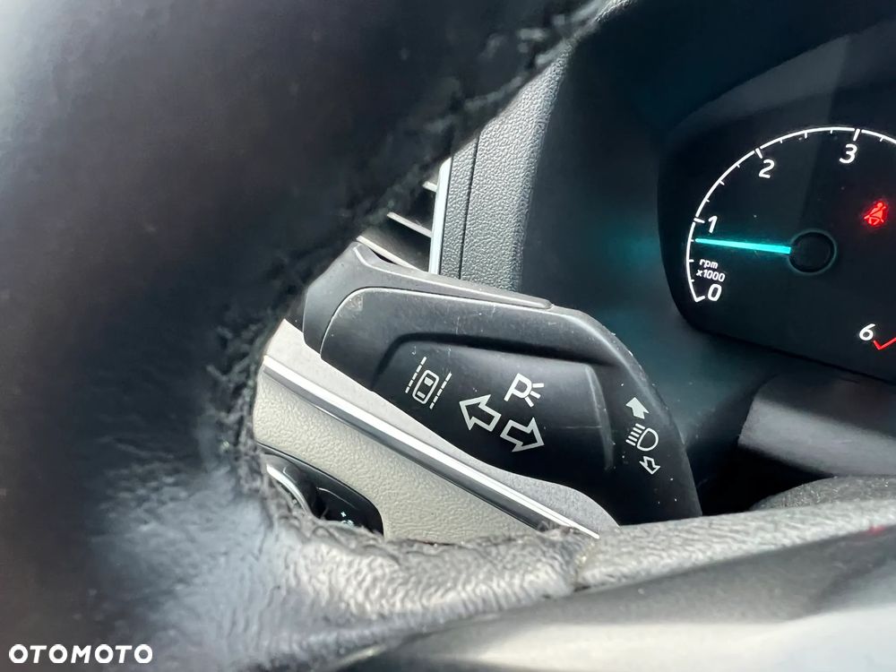 Ford Tourneo Custom 2.0 TDCi L2 Titanium SelectShift - 32