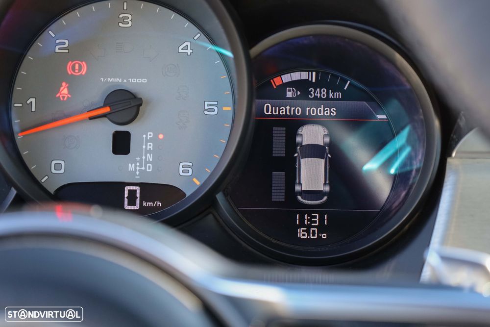 Porsche Macan S - 28