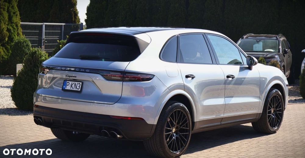 Porsche Cayenne - 8