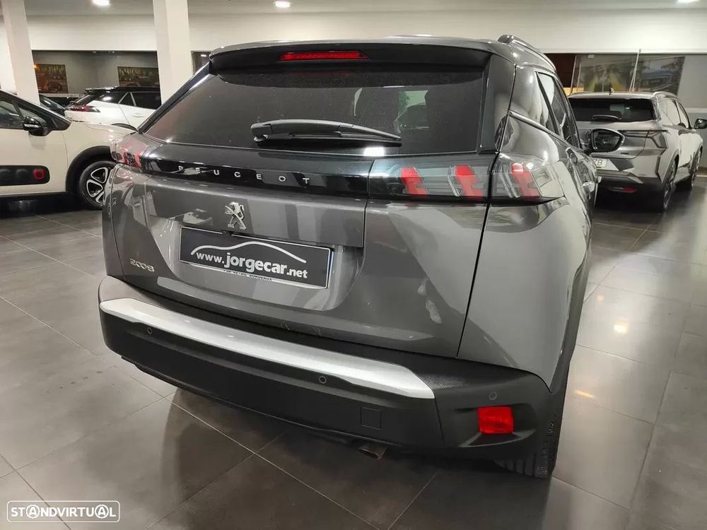Peugeot 2008 1.2 PureTech Allure - 19