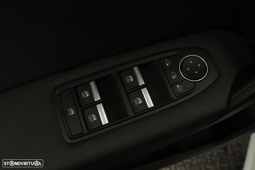 Renault Captur 1.0 TCe Techno Bi-Fuel - 22