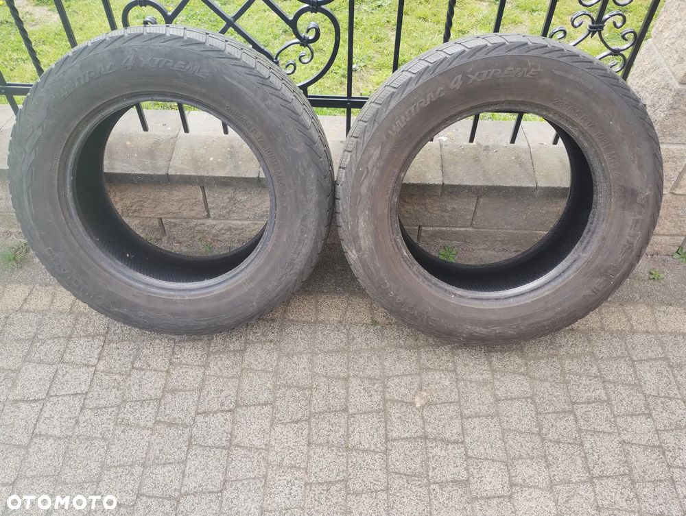 Opona Opony 2 Sztuki 235/65r17 Zima - 1